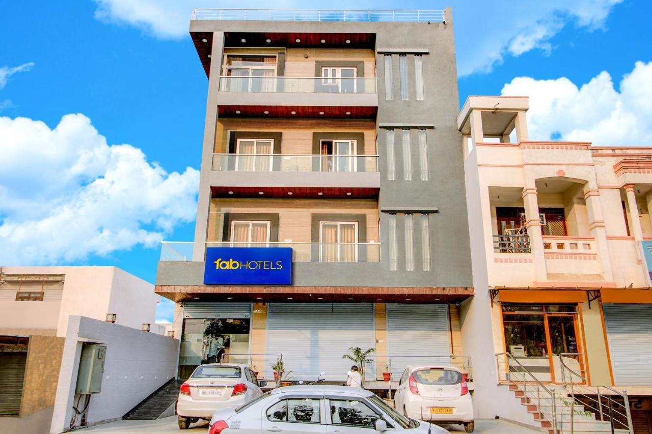 ג'איפור Fabhotel 7Th Crossing Malviya Nagar מראה חיצוני תמונה
